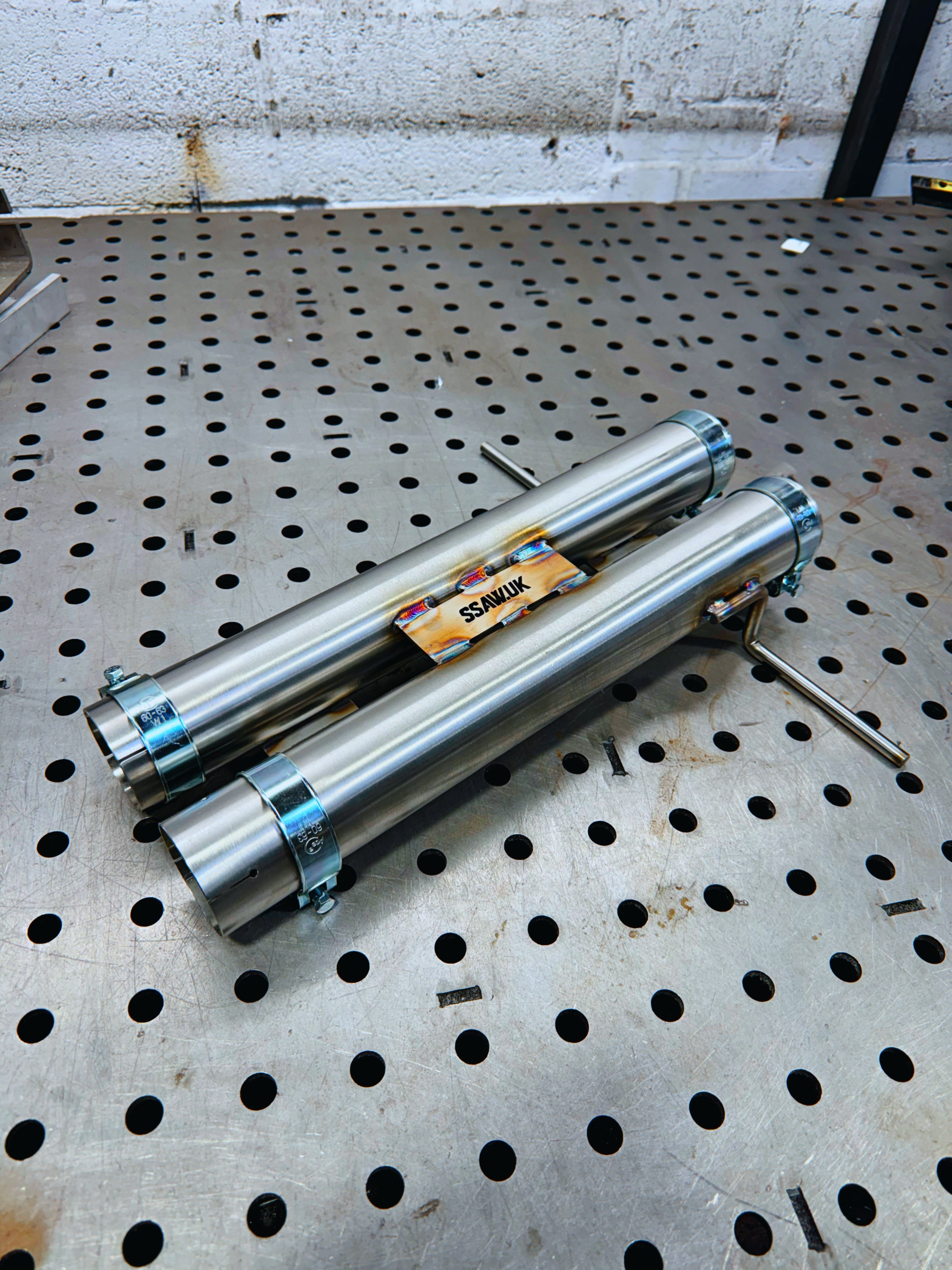 RANGE ROVER SVR RESONATOR RES DELETE STAINLESS STEEL