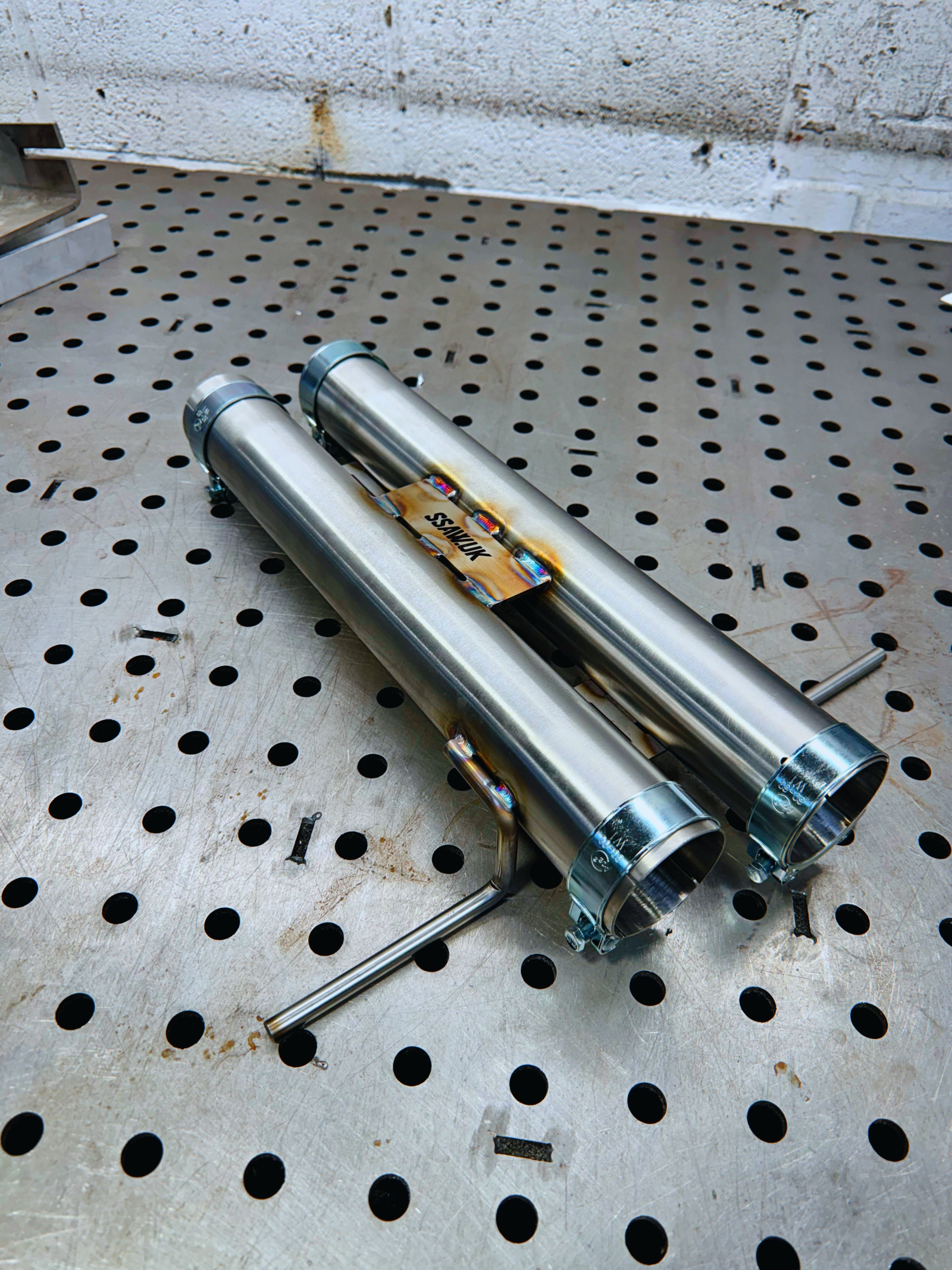 RANGE ROVER SVR RESONATOR RES DELETE STAINLESS STEEL